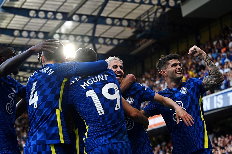 Diferentes planes para los seis mejores equipos de la Premier League